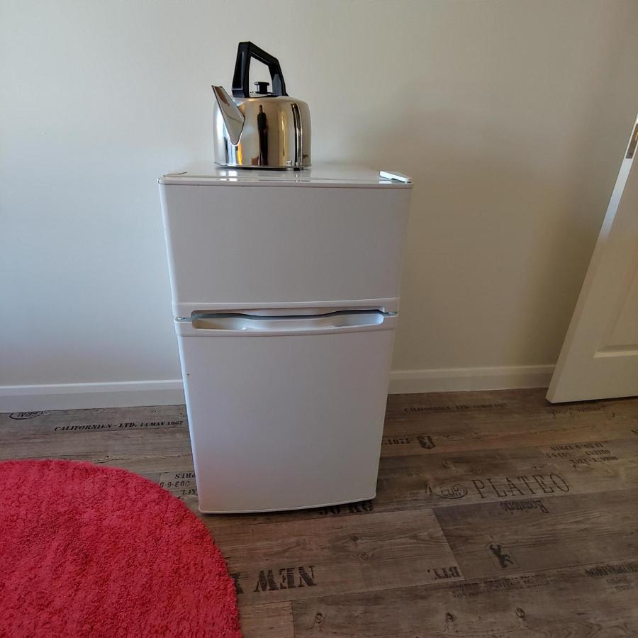 Ensuite Master Bedroom, Private Bathroom, Inside Family Home, Walking Distance To Harry Potter Watford  Zewnętrze zdjęcie